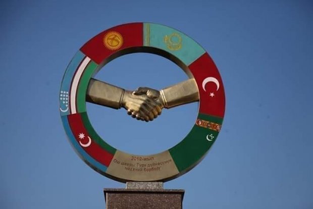 Türk Birliyinə abidə ucaldı – Qırğızıstandan örnək addım