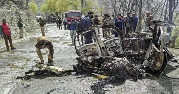 Hindistanda qarışıqlıqlar zamanı azı 5 qatar və 15 avtobus yandırılıb