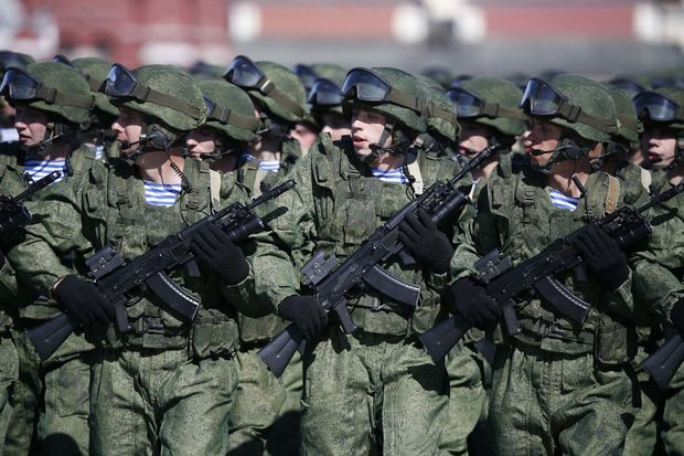 Rusiya ordusunda tibbi maskaların istifadəsinə başlandı - FOTO
