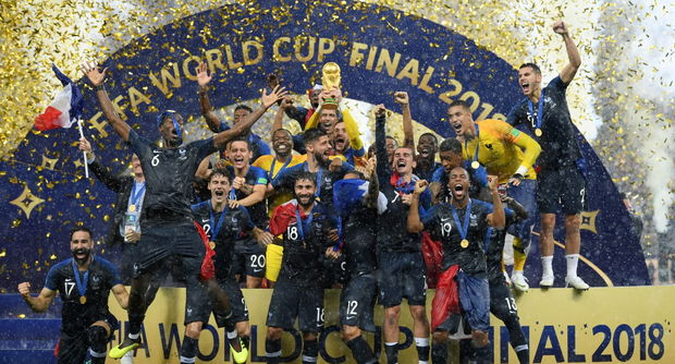 Fransa yığmasının futbolçusu dünya çempionu medalını satdı