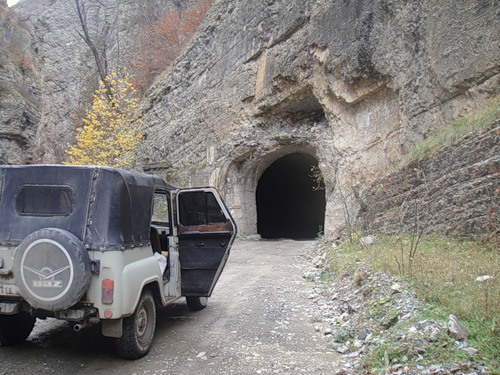 İşğalçı erməni ordusu Qarabağda 3 tuneldən istifadə edir -