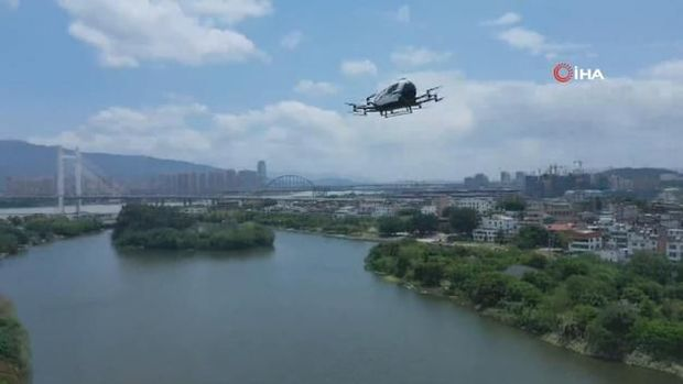 Çində pilotsuz dron taksinin ilk sınağı keçirilib -