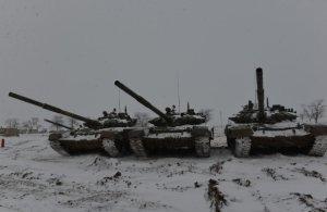 Kəşfiyyat hücumun 9 istiqamətini müəyyənləşdirdi Hazırlıqlar tamamlanır, tanklar 48 saata paytaxta çata bİlər...