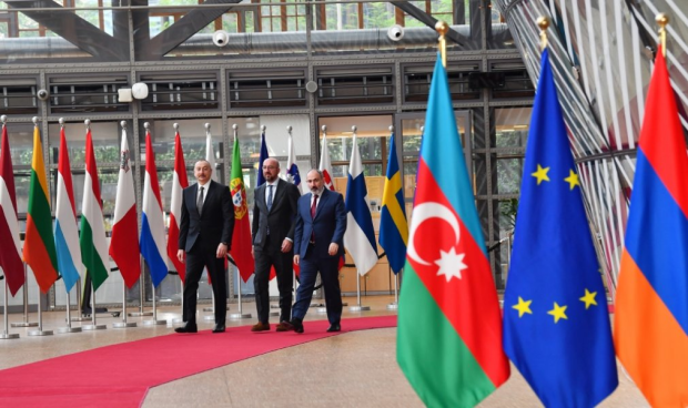 Brüssel razılaşması: Paşinyan Əliyevin tələbini qəbul etdi - TƏHLİL