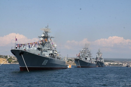 Qara dəniz donanması geri çəkilir