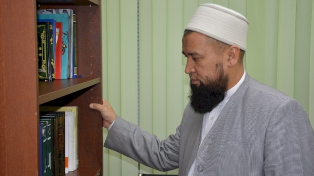 “Qadınlar açıq-saçıq gəzməsəydi, ət bahalaşmazdı” – “Qadınlar açıq-saçıq gəzməsəydi, ət bahalaşmazdı” –