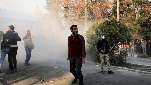 İranda Fransanın 5 vətəndaşı saxlanıldı İranda Fransanın 5 vətəndaşı saxlanıldı