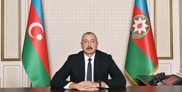 Prezident daha iki səfiri geri çağırdı - Prezident daha iki səfiri geri çağırdı -