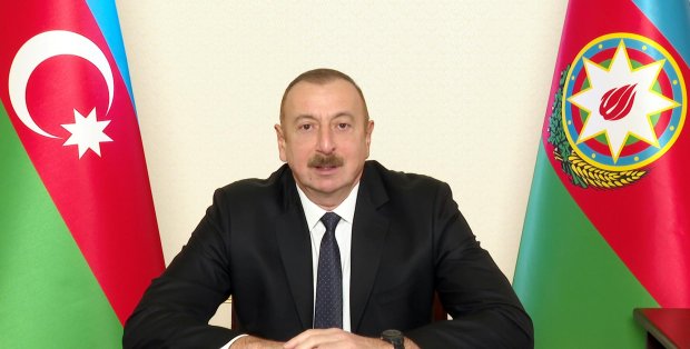 İlham Əliyev Zirvə Toplantısının iştirakçılarının şərəfinə verilən rəsmi qəbulda iştirak etdi İlham Əliyev Zirvə Toplantısının iştirakçılarının şərəfinə verilən rəsmi qəbulda iştirak etdi