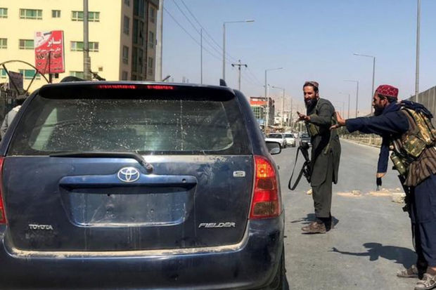 “Taliban” smartfonların istifadəsini qadağan edib “Taliban” smartfonların istifadəsini qadağan edib