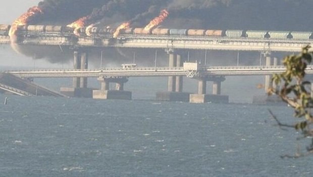 Krım körpüsünə dəyən ziyanın məbləği açıqlandı Krım körpüsünə dəyən ziyanın məbləği açıqlandı