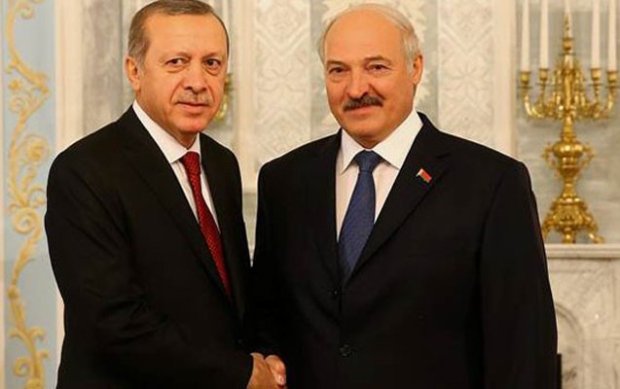 Ərdoğan Lukaşenkonu Ankaraya dəvət etdi Ərdoğan Lukaşenkonu Ankaraya dəvət etdi
