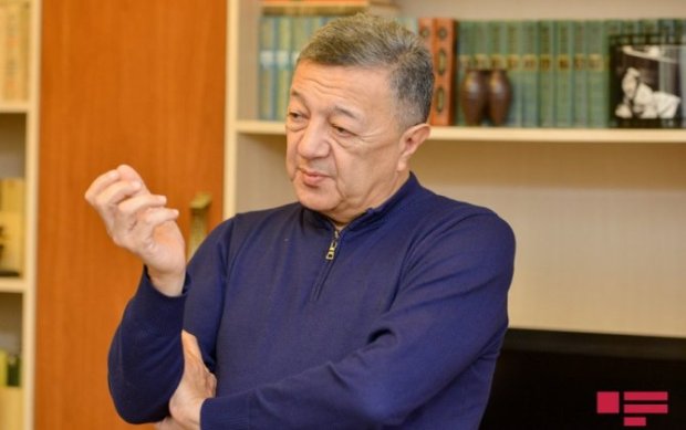 “Vətən müharibəsində informasiya cəbhəsində mediadan daha çox Ali Baş Komandan savaşıb” “Vətən müharibəsində informasiya cəbhəsində mediadan daha çox Ali Baş Komandan savaşıb”