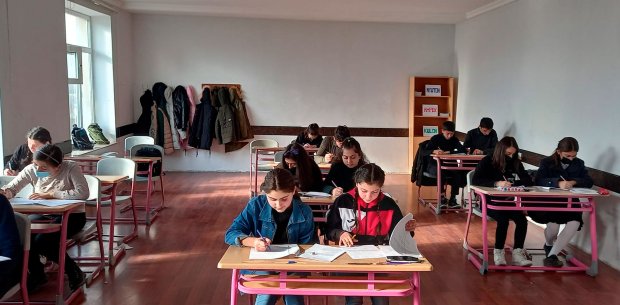 Məktəblərin istiliklə təmin olunmasına başlanılıb Məktəblərin istiliklə təmin olunmasına başlanılıb