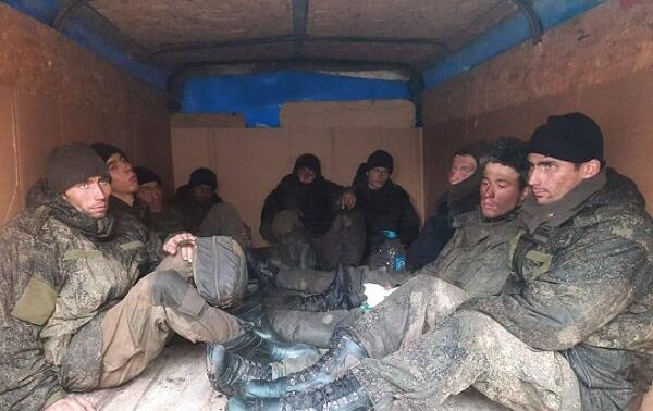 Ukrayna və Rusiya əsirləri dəyişdi Ukrayna və Rusiya əsirləri dəyişdi