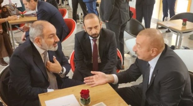 İrəvan Qarabağ sevdasından vaz keçir? - Paşinyanın təkliflərinin pərdəarxası İrəvan Qarabağ sevdasından vaz keçir? - Paşinyanın təkliflərinin pərdəarxası