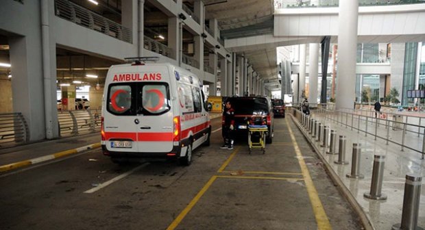 Xarici diplomat İstanbul aeroportunda intihar etdi