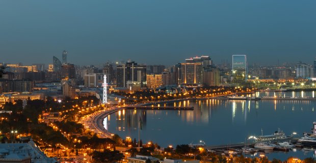 Məşhur aparıcı Məşhur aparıcı