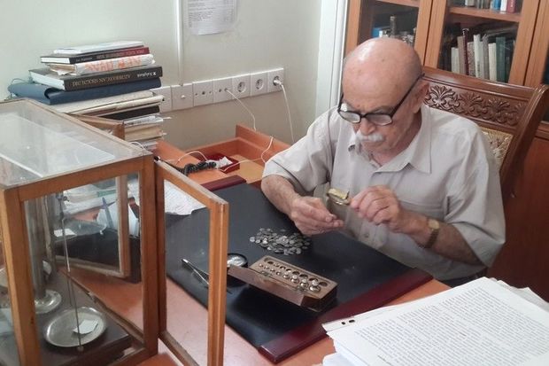 Görkəmli alim-numizmat Əli Rəcəbli vəfat edib Görkəmli alim-numizmat Əli Rəcəbli vəfat edib