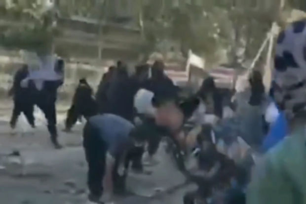 Repressiv qüvvələr İranda etirazçıları atəşə tutdular -