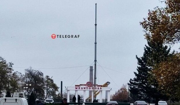 Melitopolda Rusiya bayrağı yığışdırıldı