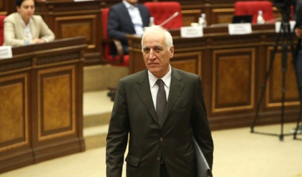 Ermənistan prezidentindən Ermənistan prezidentindən