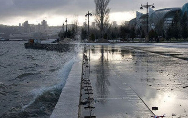 27 yaşlı oğlan özünü dənizə atdı 27 yaşlı oğlan özünü dənizə atdı