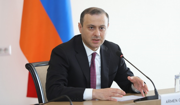 Rusiya ilə birlikdə Laçın dəhlizi üzərində işləyirik Rusiya ilə birlikdə Laçın dəhlizi üzərində işləyirik