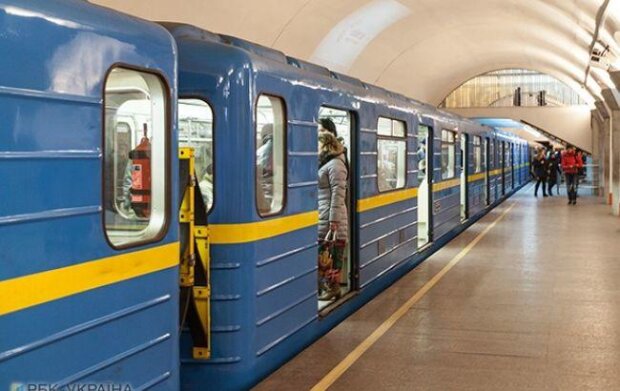 Xarkovda metronun hərəkəti dayandırıldı