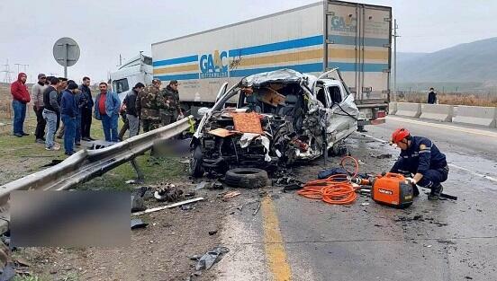Quba yolunda ağır qəza törədən TIR sürücüsü