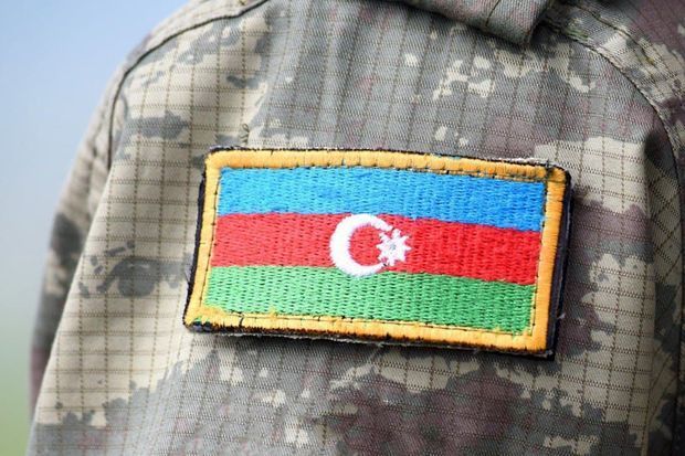 Özünü güllələyən əsgərimizin Özünü güllələyən əsgərimizin