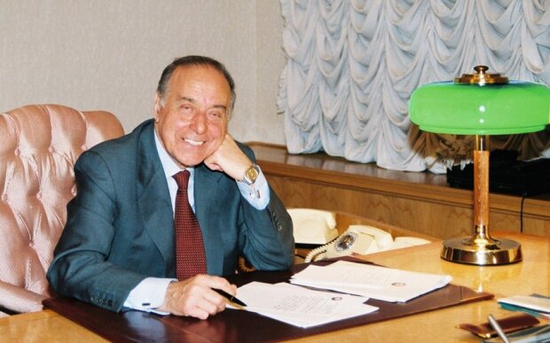 Heydər Əliyevin 100 illiyi ilə bağlı əfv olacaq Heydər Əliyevin 100 illiyi ilə bağlı əfv olacaq