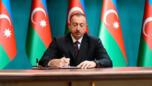 İlham Əliyev azad edilmiş ərazilərlə bağlı fərman imzaladı