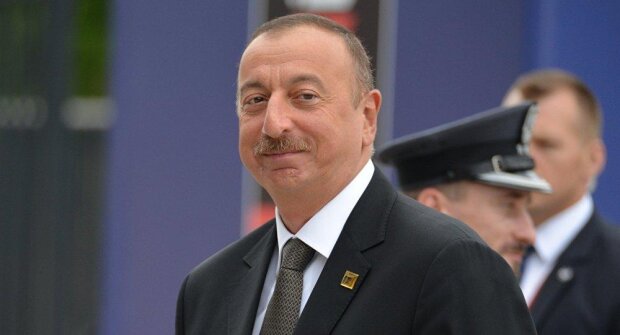 Prezident Yaponiya İmperatoruna məktub göndərdi Prezident Yaponiya İmperatoruna məktub göndərdi