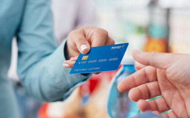 Azərbaycanda xaricilərin bank kartları ilə xərcləmələri 15% azalıb
