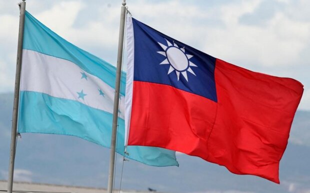 Honduras Çinə görə Tayvanla diplomatik əlaqələrini kəsib