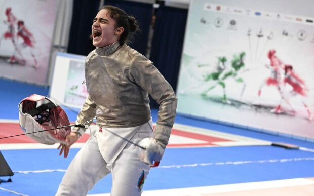 Azərbaycanın yeniyetmə qılıncoynadanı dünya çempionatında gümüş medal qazanıb