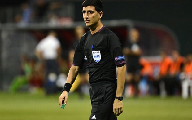Yunanıstan Kuboku: Əliyar Ağayev 11 futbolçunu cəzalandırıb, qonaqların qolu ləğv edilib Yunanıstan Kuboku: Əliyar Ağayev 11 futbolçunu cəzalandırıb, qonaqların qolu ləğv edilib