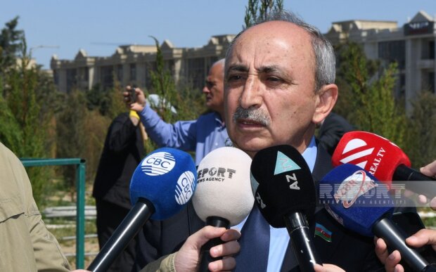 İcma sədri: "Ermənilər çirkin əməllərindən əl çəkmirlər"