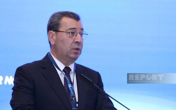 Səməd Seyidov Ermənistanda bayrağımızın yandırılmasından yazdı: "Danışıqlar prosesinə də bu cür yanaşırlar" Səməd Seyidov Ermənistanda bayrağımızın yandırılmasından yazdı: "Danışıqlar prosesinə də bu cür yanaşırlar"