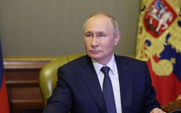 Vladimir Putin Ukraynanın işğal altındakı Xerson və Luqansk vilayətinə səfər edib