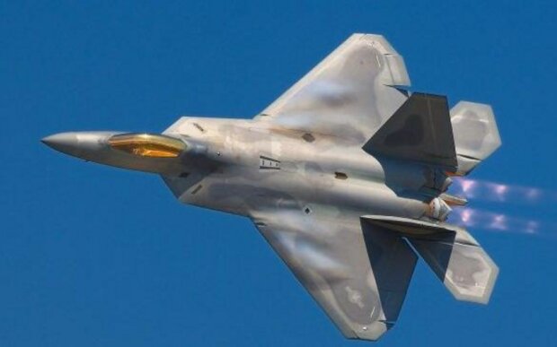 ABŞ qırıcıları Alyaska yaxınlığında Rusiyanın iki strateji bombardmançısını nəzarətə götürüb ABŞ qırıcıları Alyaska yaxınlığında Rusiyanın iki strateji bombardmançısını nəzarətə götürüb