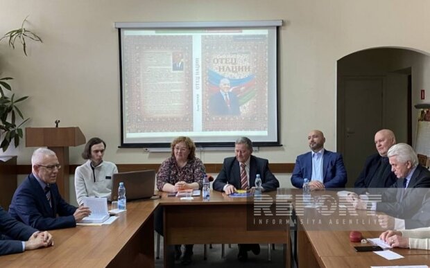 Ukraynada Heydər Əliyevin 100 illik yubileyinə həsr olunan kitab nəşr edilib