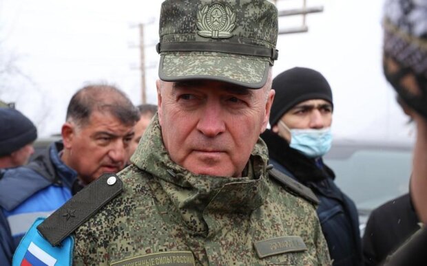 Moskva sülhməramlıların komandanını geri çağırmaq qərarına gəlib Moskva sülhməramlıların komandanını geri çağırmaq qərarına gəlib