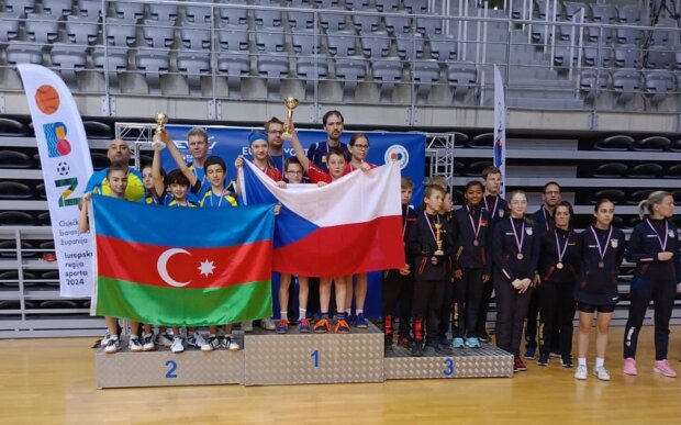 Azərbaycanın stolüstü tennis millisi beynəlxalq turnirdə gümüş medal qazanıb