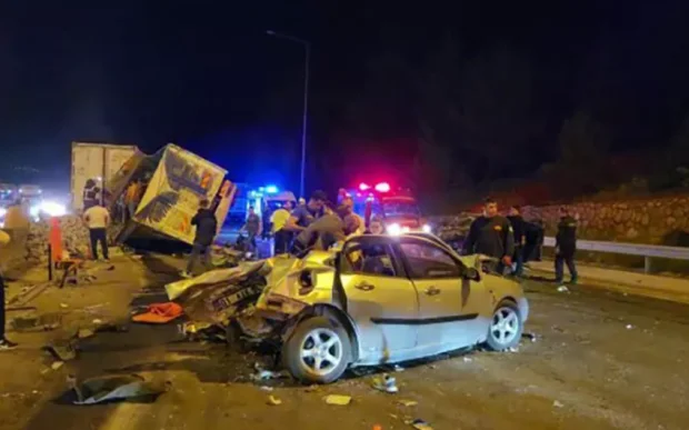 Türkiyədə 13 avtomobil toqquşub, ölən və yaralananlar var
