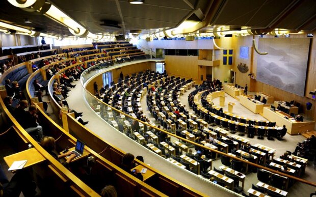 İsveç parlamenti antiterror qanunlarını sərtləşdirib