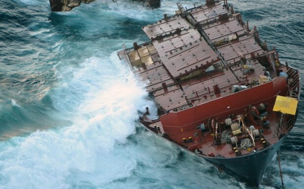 Çinin gəmisi Hind okeanında qəzaya uğrayıb, 40-a yaxın insan itkin düşüb
