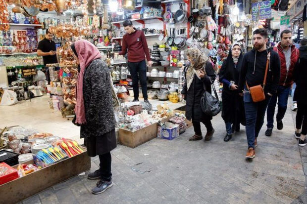İranda yoxsulluq indeksi son 10 ildə pik həddə çatıb