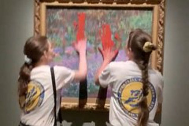 Ekofəallar Monenin rəsmini korlayıblar